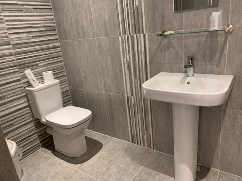 Victoria Hotel Kirkcaldy Luaran gambar